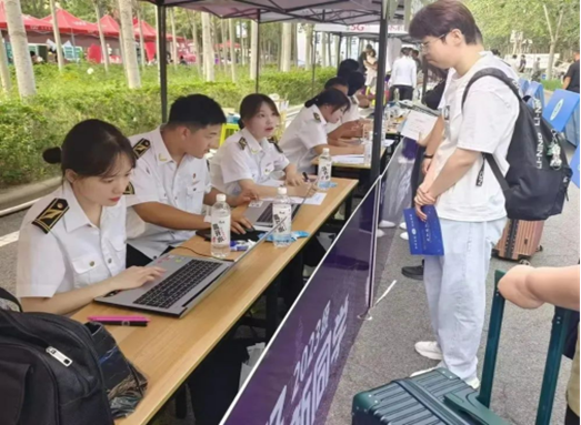 说明: https:/__local/3/1A/2E/9AA74D4AB75AC25813EEF5A6D0A_03E2C7C8_CAA4F.png