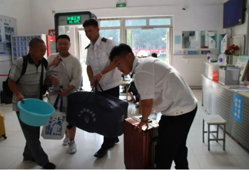 说明: https:/__local/C/87/78/46A9D442A20D489B6DC9039E32B_E9953BFD_AC870.png